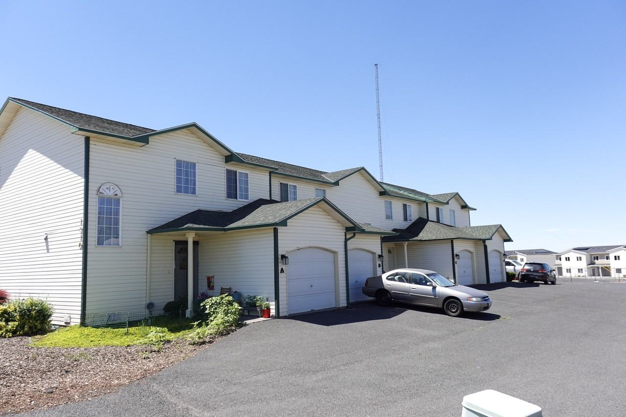 1310 S Skyline Dr #C - Photo 6 of 24