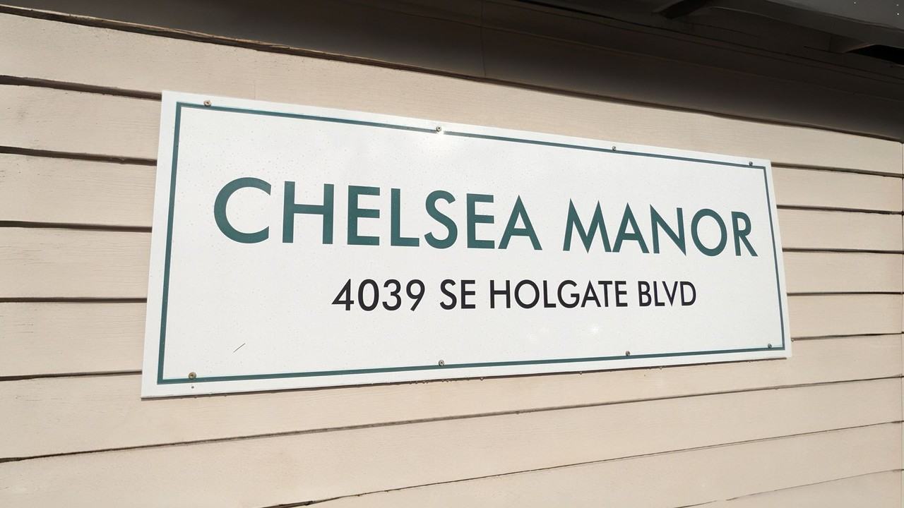 Chelsea Manor Apartments - Photo 4 of 28