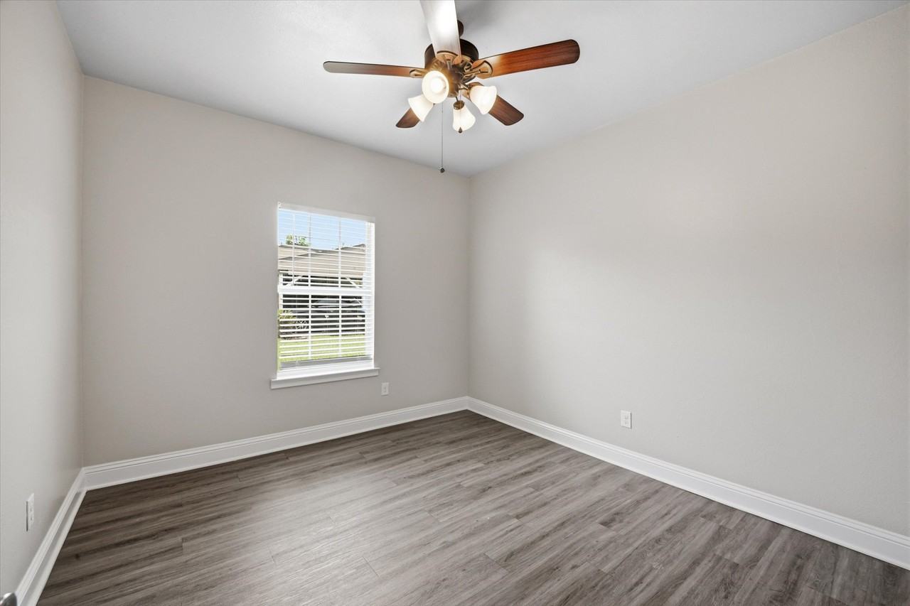 3205 Bois D Arc St #1 - Photo 4 of 9