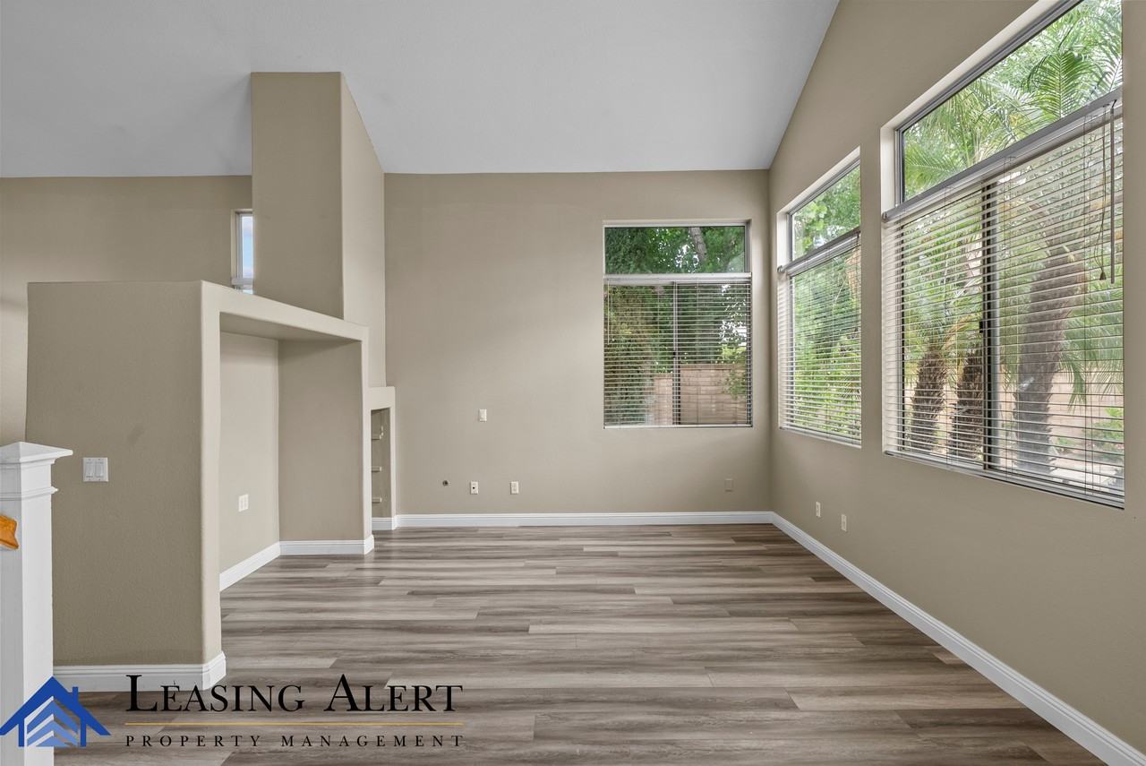 23721 Skycrest Cir #1 - Photo 5 of 26