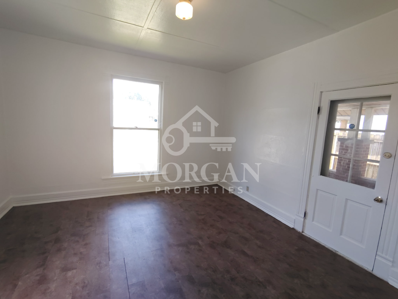 1213 W 3rd St - Photo 2 of 10