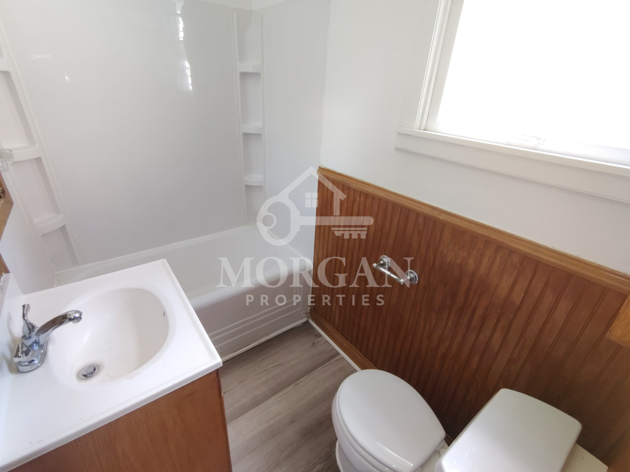 1213 W 3rd St - Photo 7 of 10