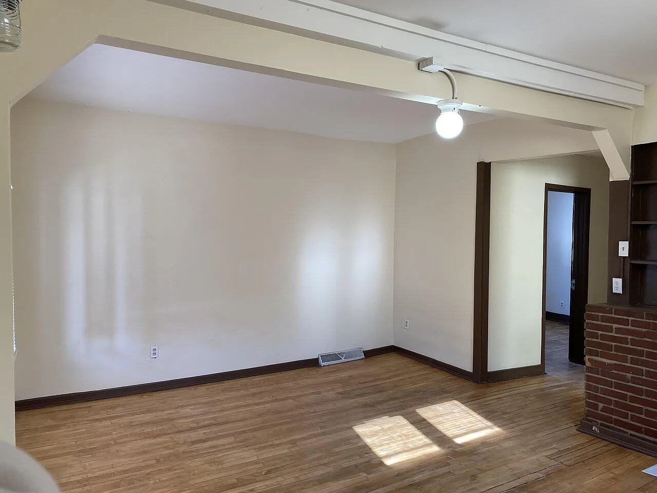 2918 Dupont Ave N #1 - Photo 5 of 9