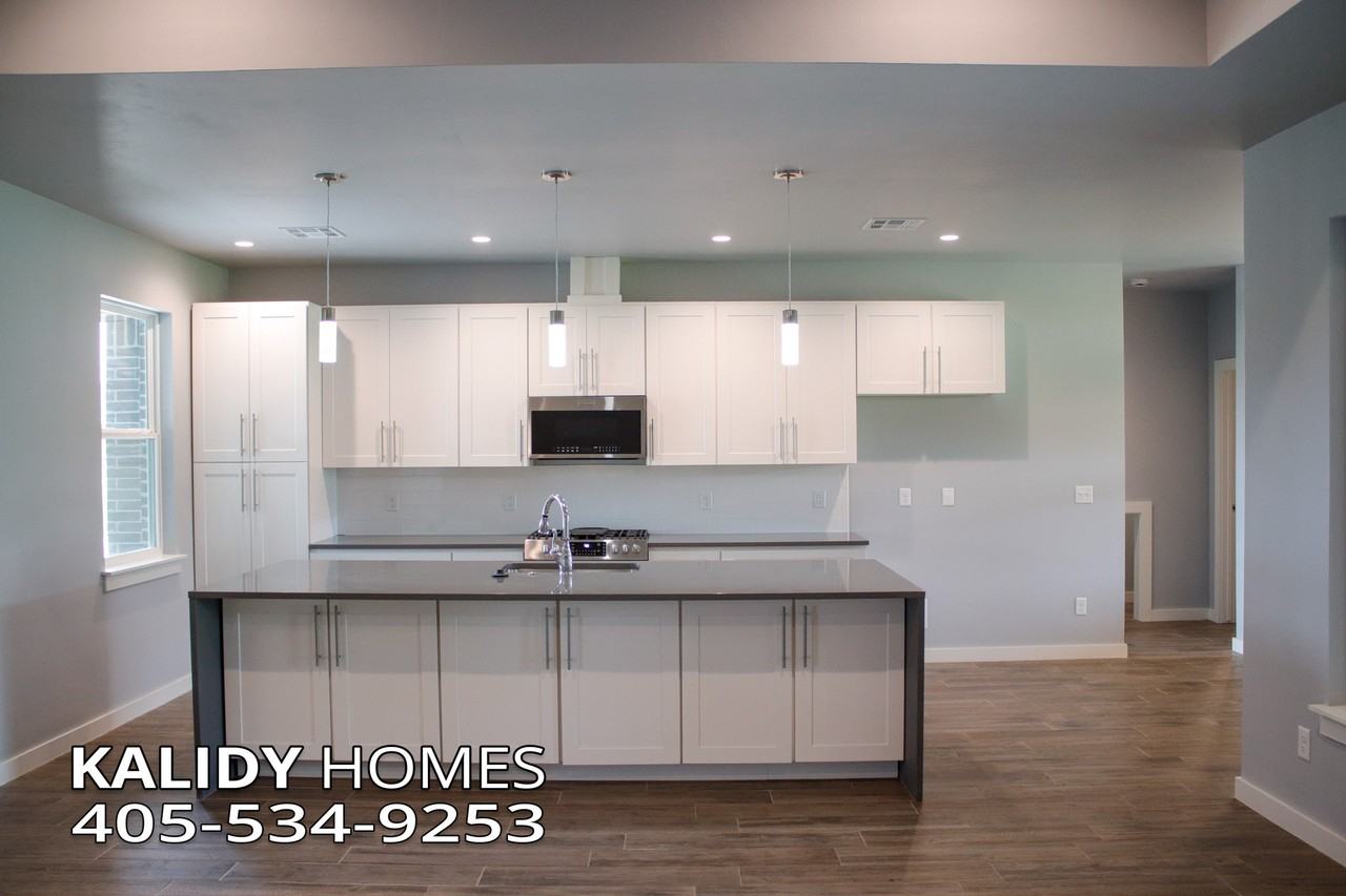 109 Olde Mill Rd #1 - Photo 6 of 34