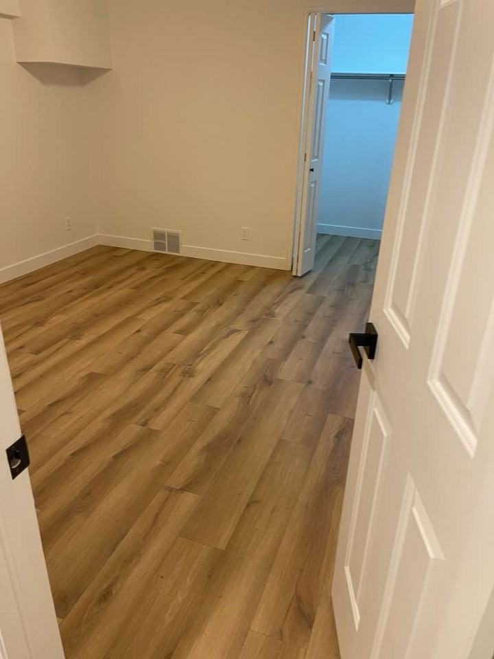 1354 Barber Dr #1 - Photo 4 of 17