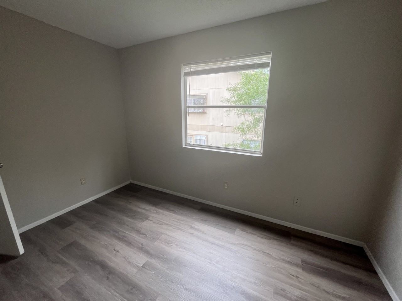 815 Bracewood Cir #C - Photo 4 of 7