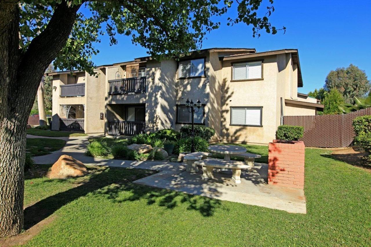 Montecito Oaks! - Photo 2 of 23