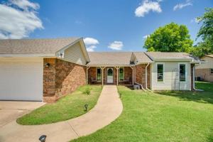 featured image of 1507 Westwood Rd #1