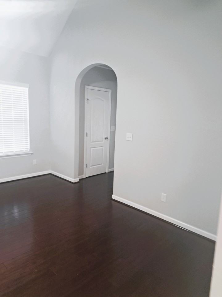 265 Oxmoor Pl #1 - Photo 3 of 14