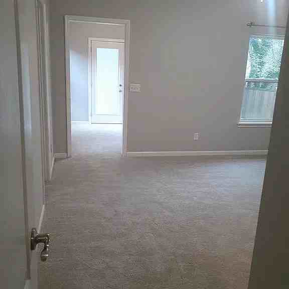 265 Oxmoor Pl #1 - Photo 4 of 14