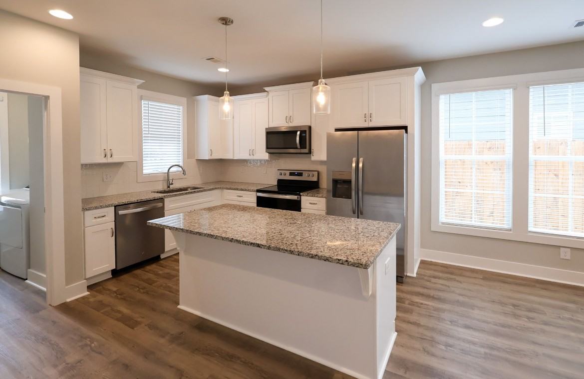1108 Woodland Cir #1 - Photo 3 of 9