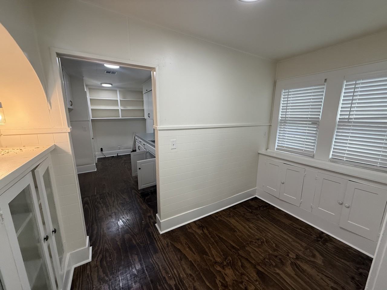 805 E 17th St #1 - Photo 4 of 10