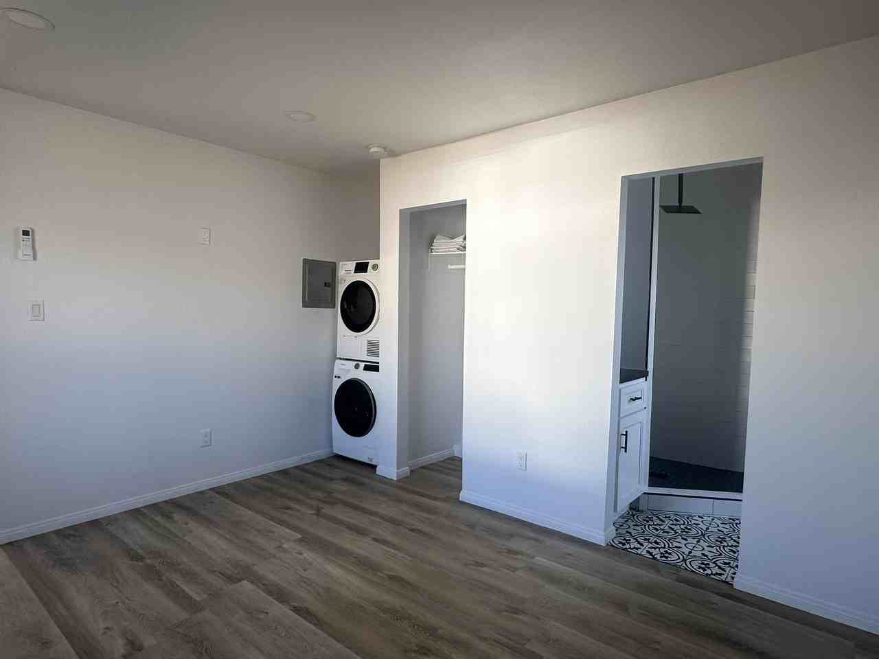 6545 Pine Ave #1 - Photo 5 of 19