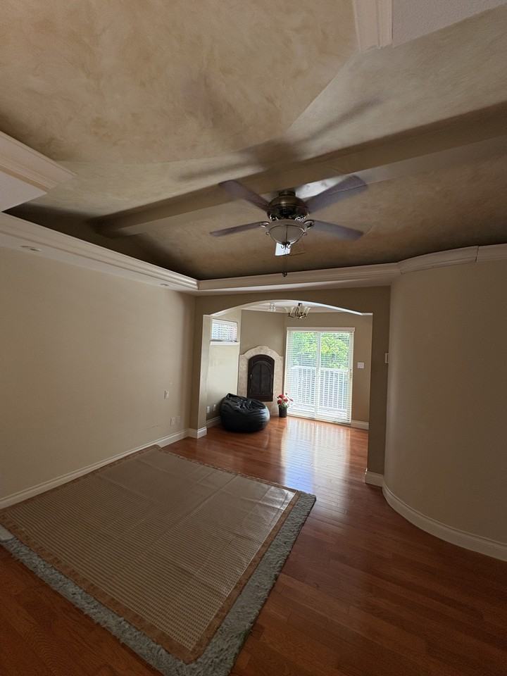 32904 Alta Avenue - Photo 5 of 32