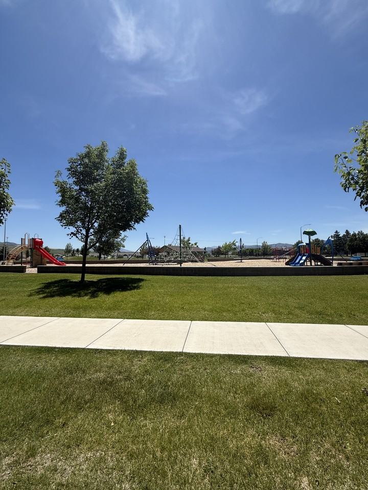 367 S 1285 E #1 - Photo 6 of 11