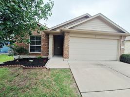 featured image of 325 Comal Run #1