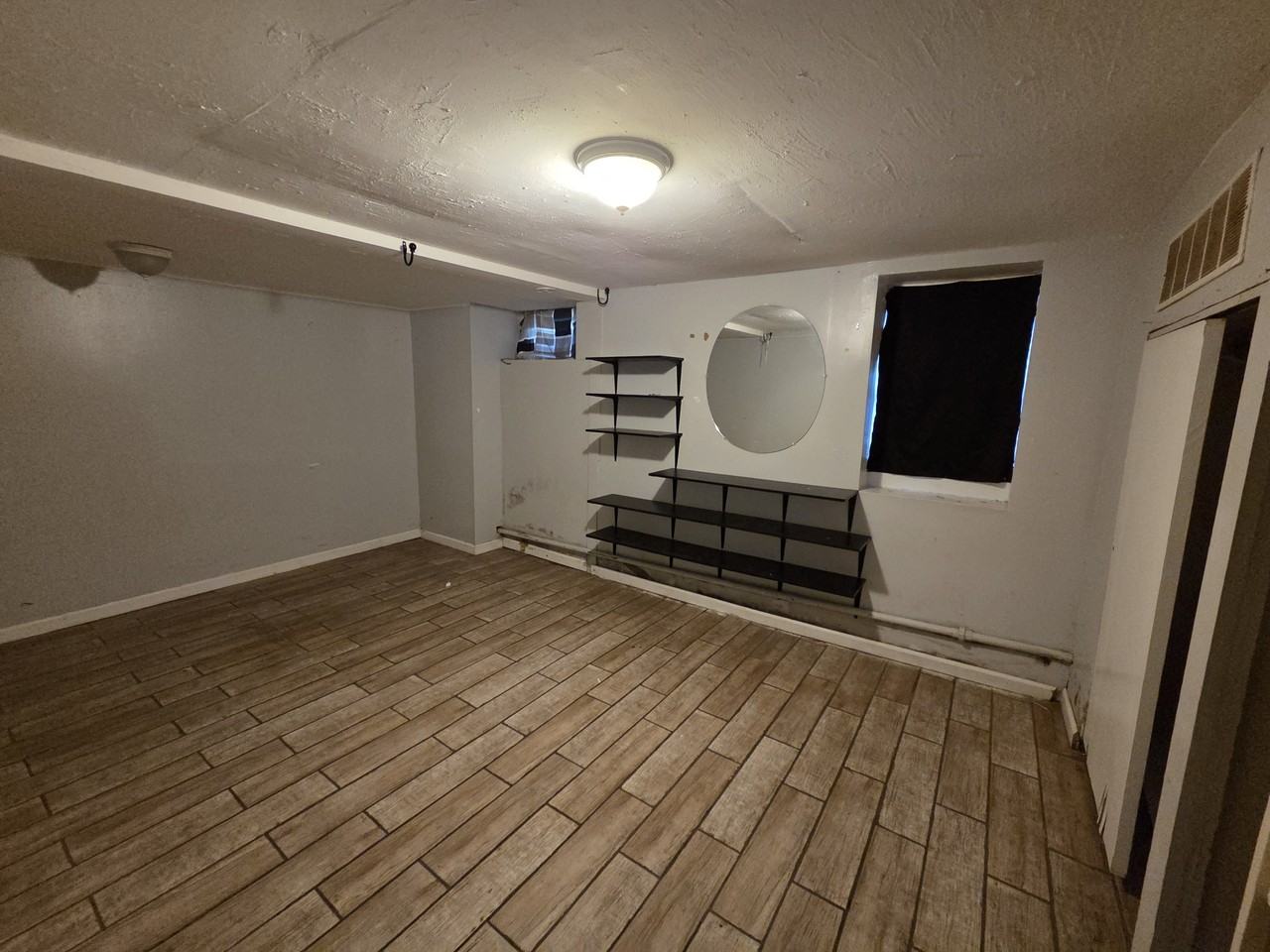 135 Fullerton Ave #5 - Photo 7 of 9