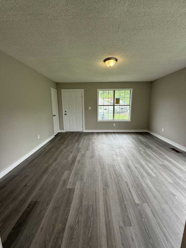 4800 Norway Ave #1 - Photo 2 of 9