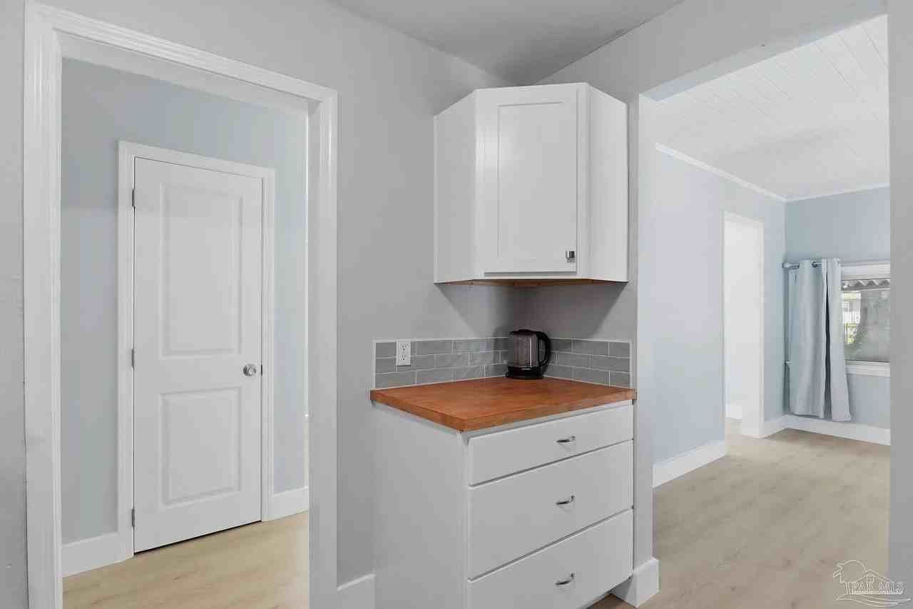 525 Pelham Rd #1 - Photo 7 of 16