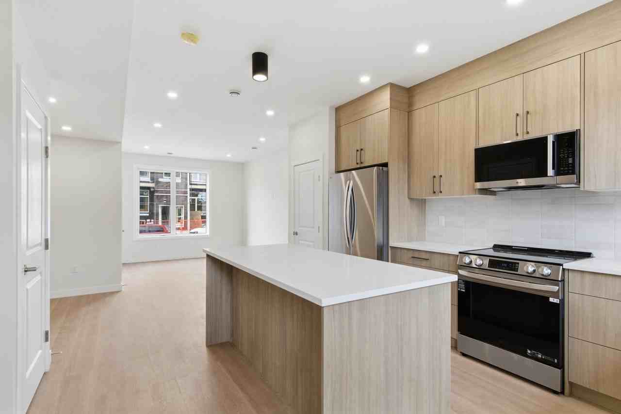 4799 79 St Nw #A - Photo 5 of 27