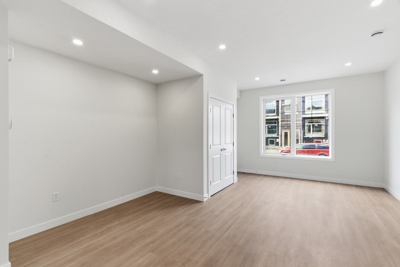 4799 79 St Nw #A - Photo 7 of 27