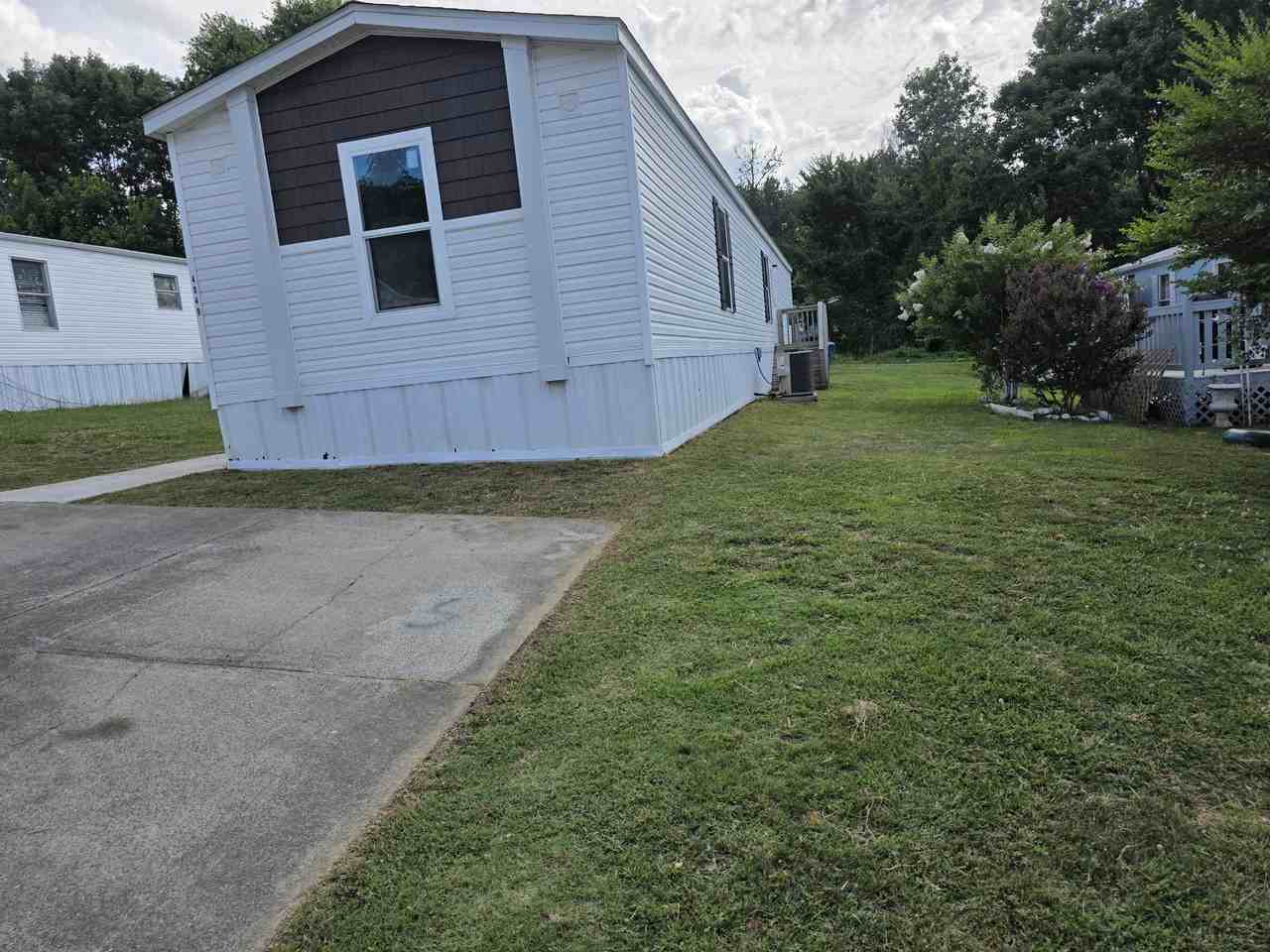 4049 Trout Ln #172 - Photo 2 of 6