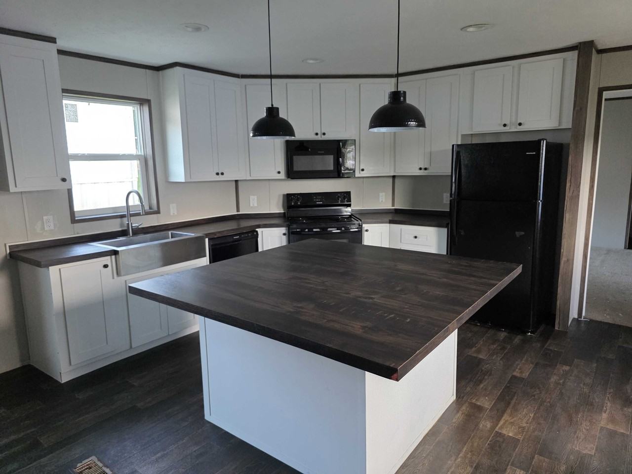 4049 Trout Ln #172 - Photo 4 of 6