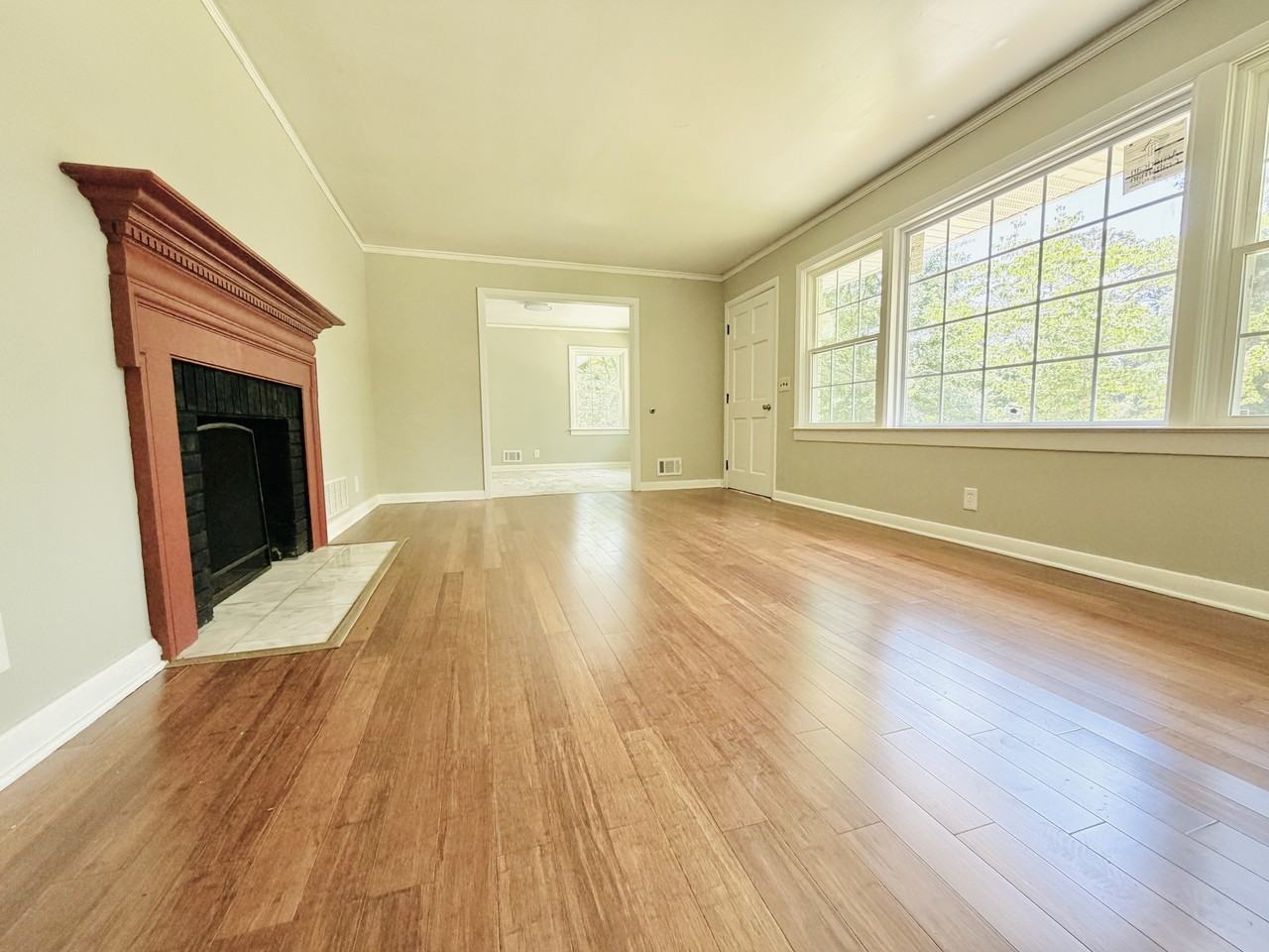 836 Delverton Rd #1 - Photo 3 of 20