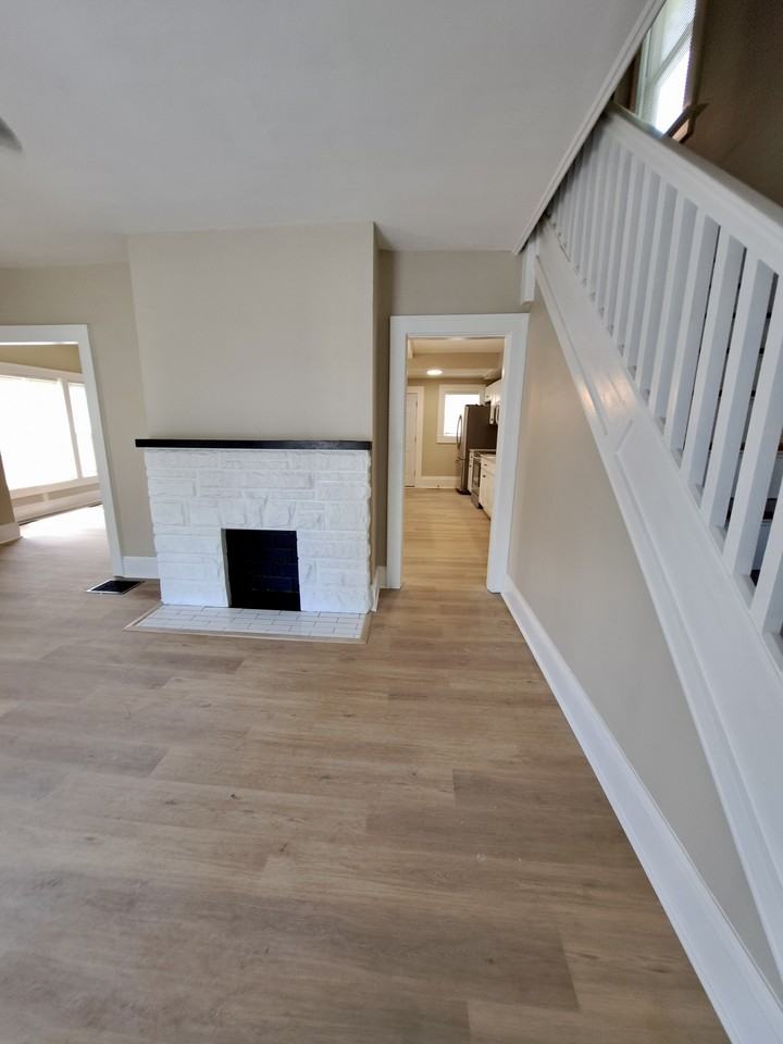 625 Rice St #1 - Photo 2 of 13