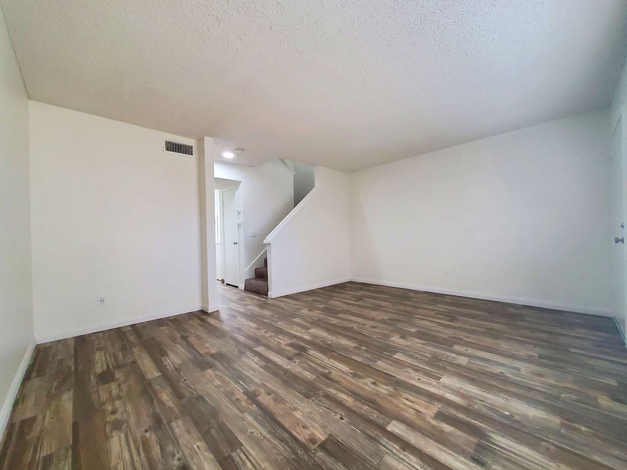 Shannonwoods Townhomes! - Photo 6 of 10