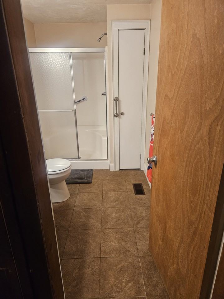 172 Mechanic Street - Photo 5 of 7