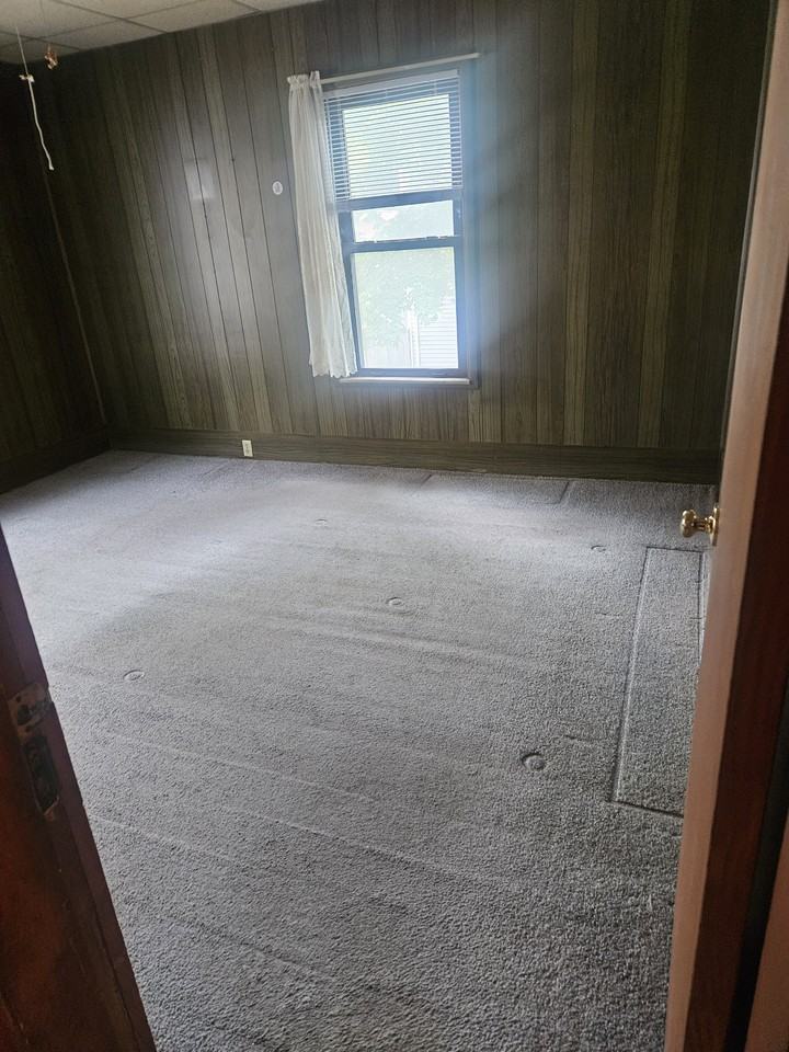 172 Mechanic Street - Photo 6 of 7