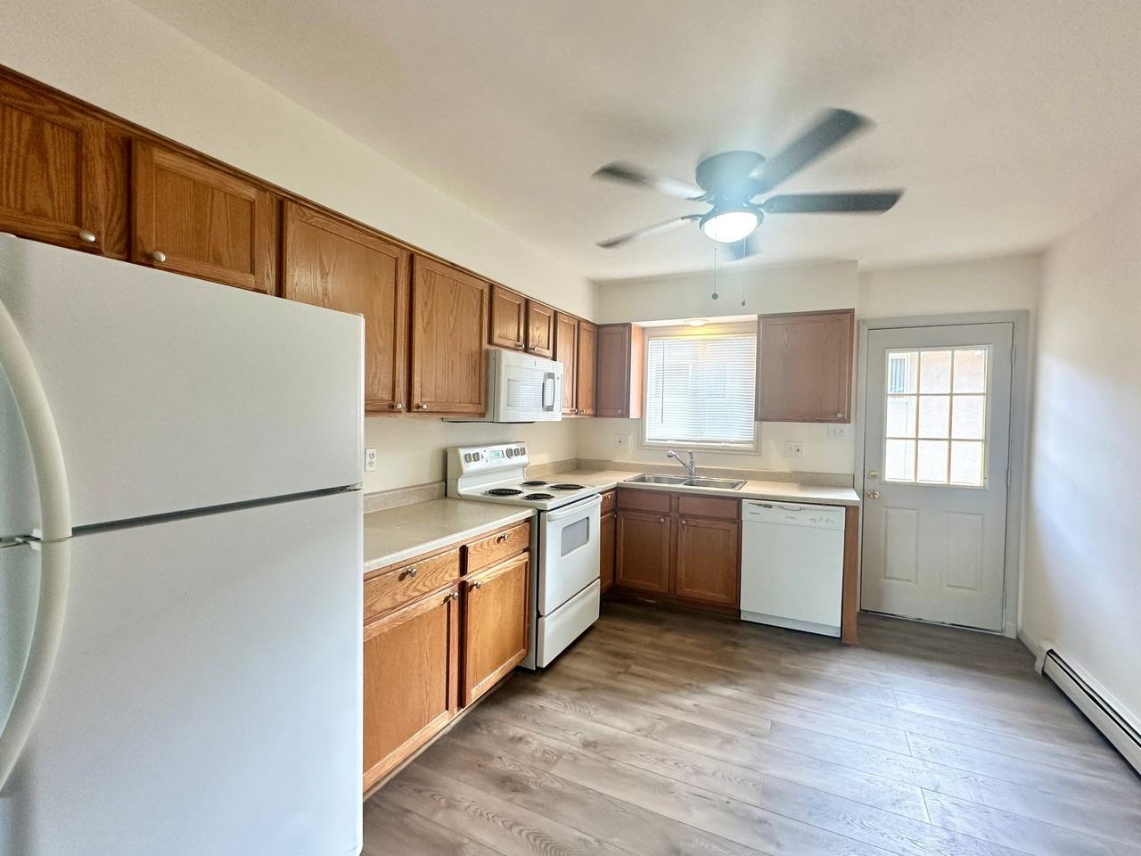 4338 N Chestnut St. - Photo 3 of 8