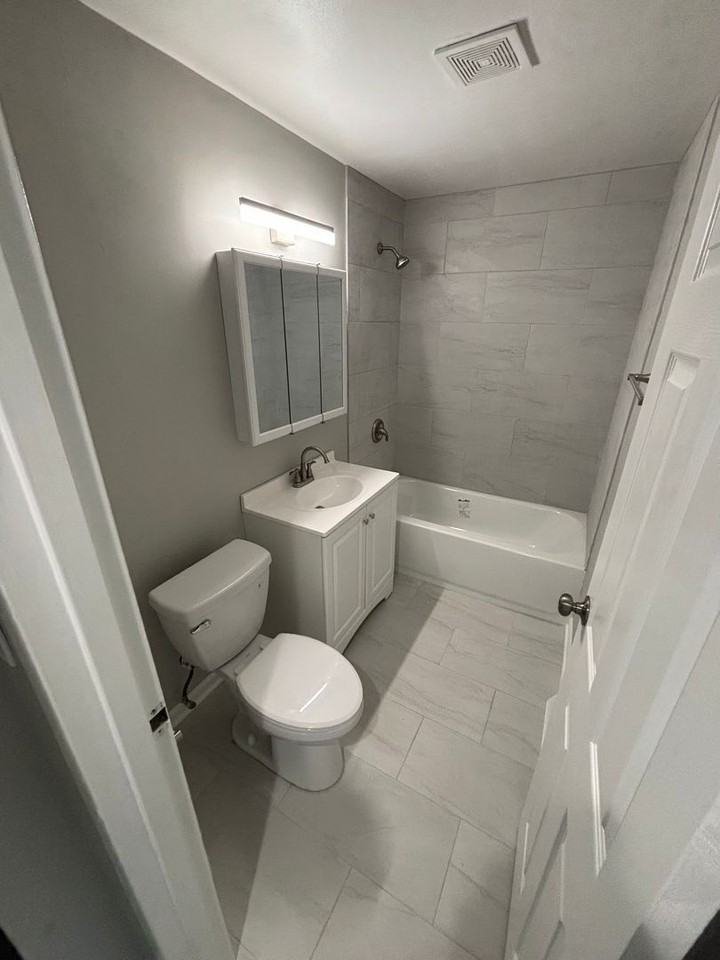 Coral Commons LLC - Photo 5 of 18
