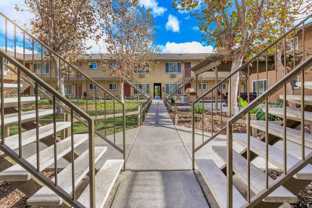Newport Gardens Apartments, Vista - Photo 1 of 1