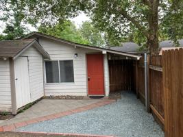 featured image of 412 Nw Manzanita Ave