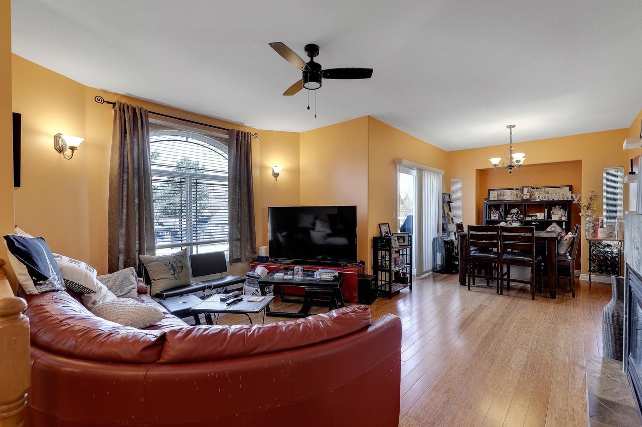 8546 164 Street - Photo 6 of 28