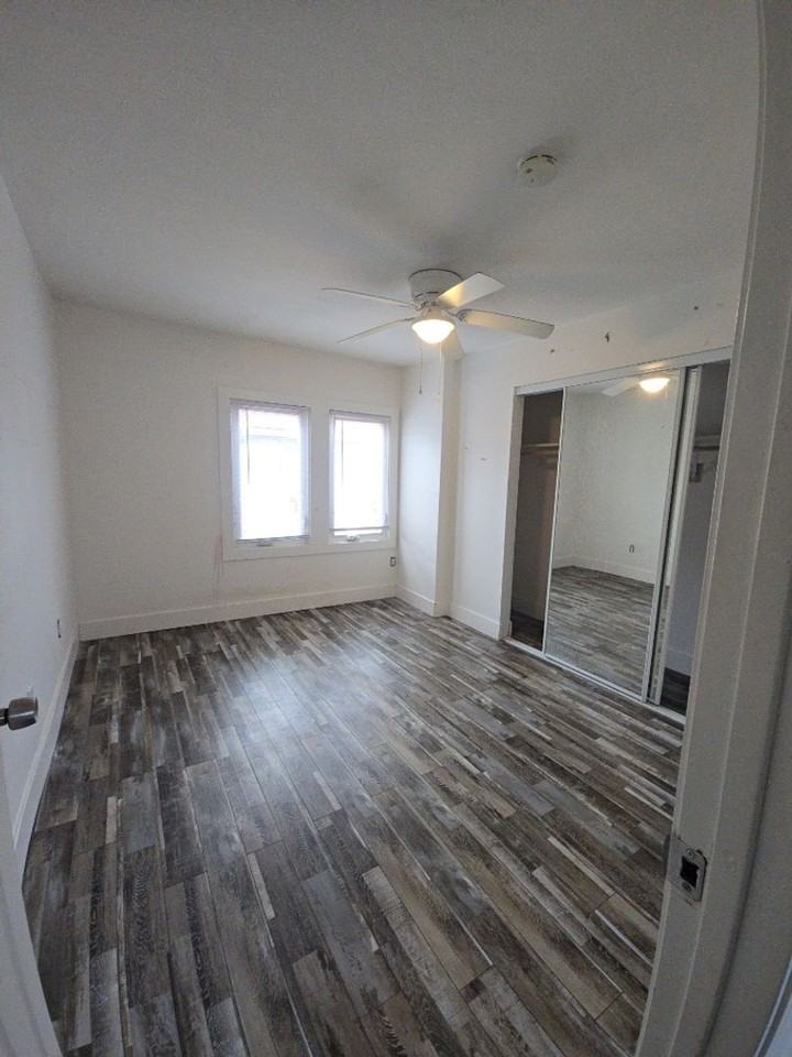 31 Washington St - Photo 4 of 7