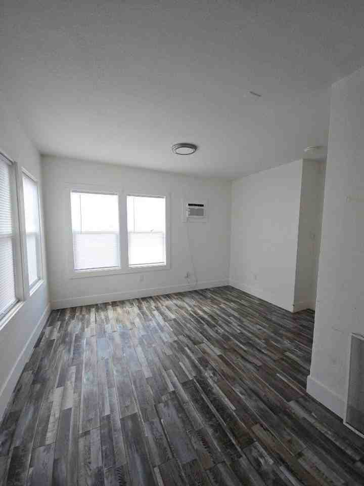 31 Washington St - Photo 5 of 7