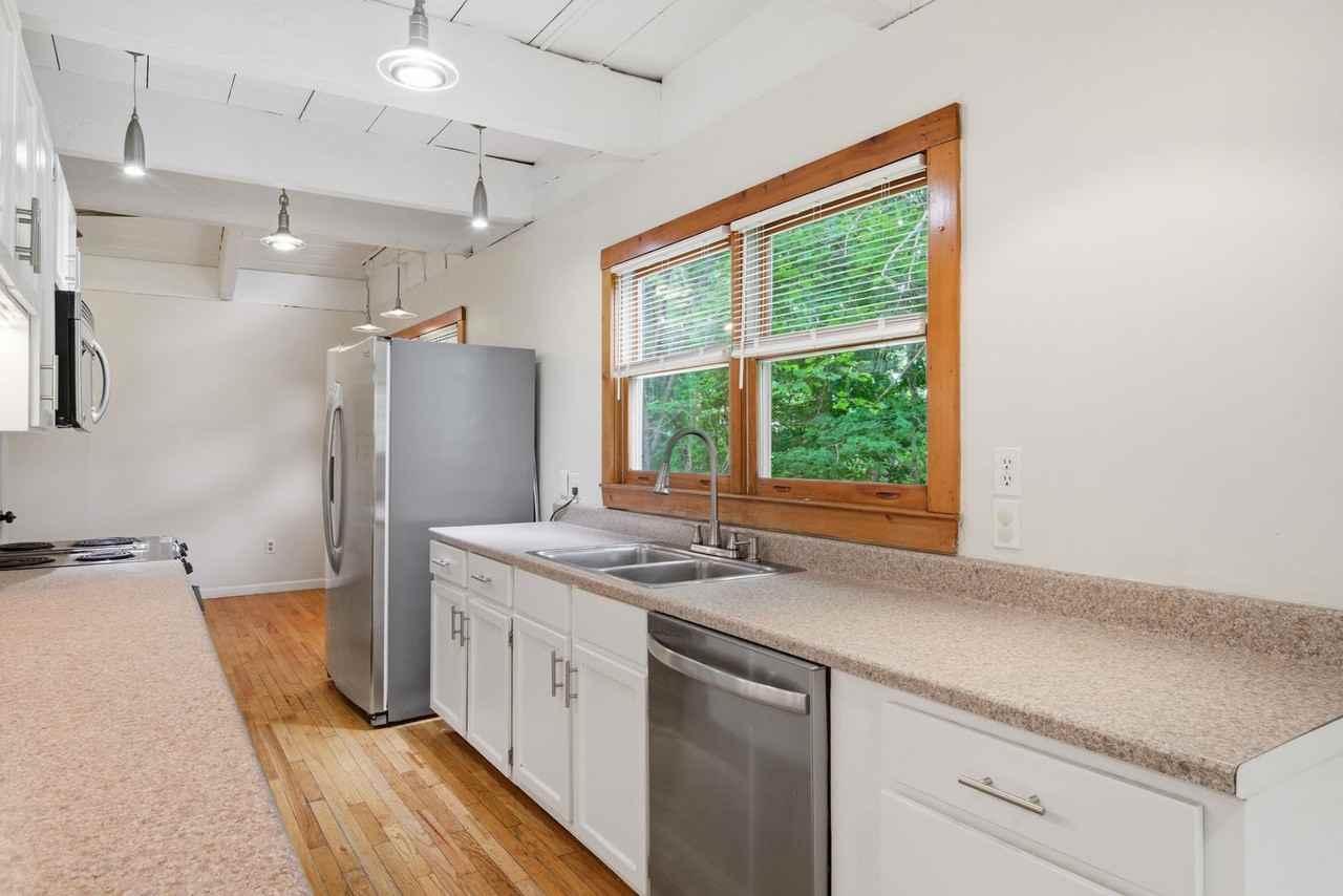 487 Thistle Ln - Photo 5 of 31