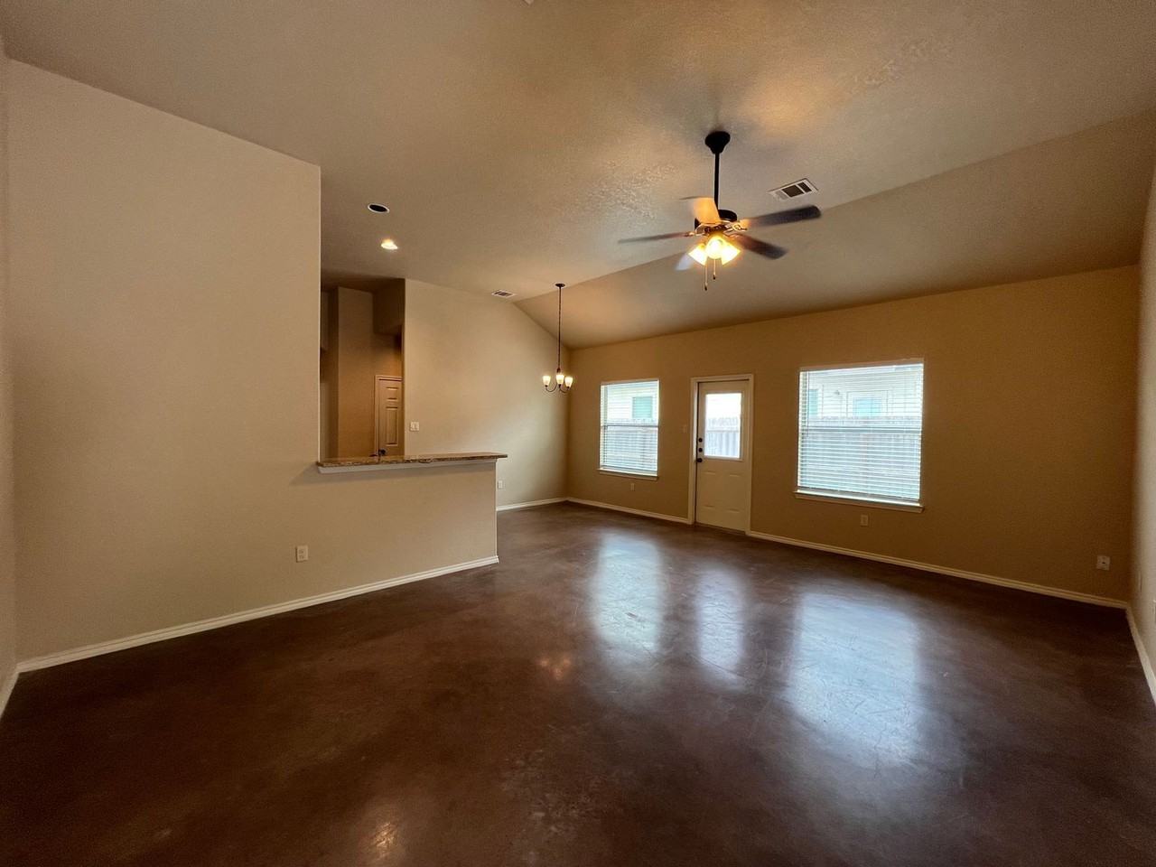 2595 Pahmeyer Rd - Photo 2 of 21
