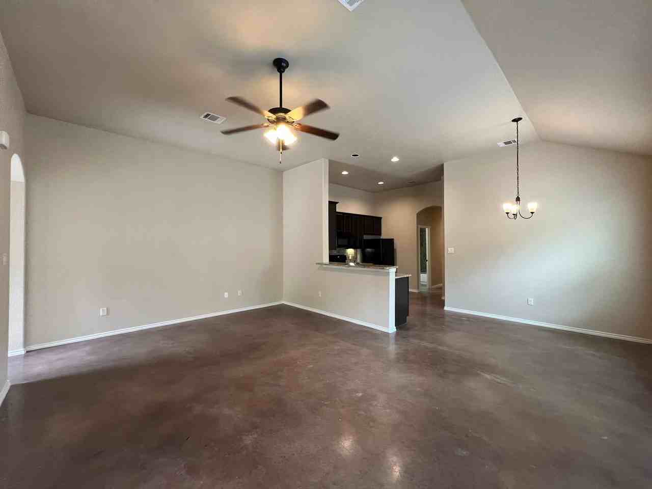 2595 Pahmeyer Rd - Photo 3 of 21