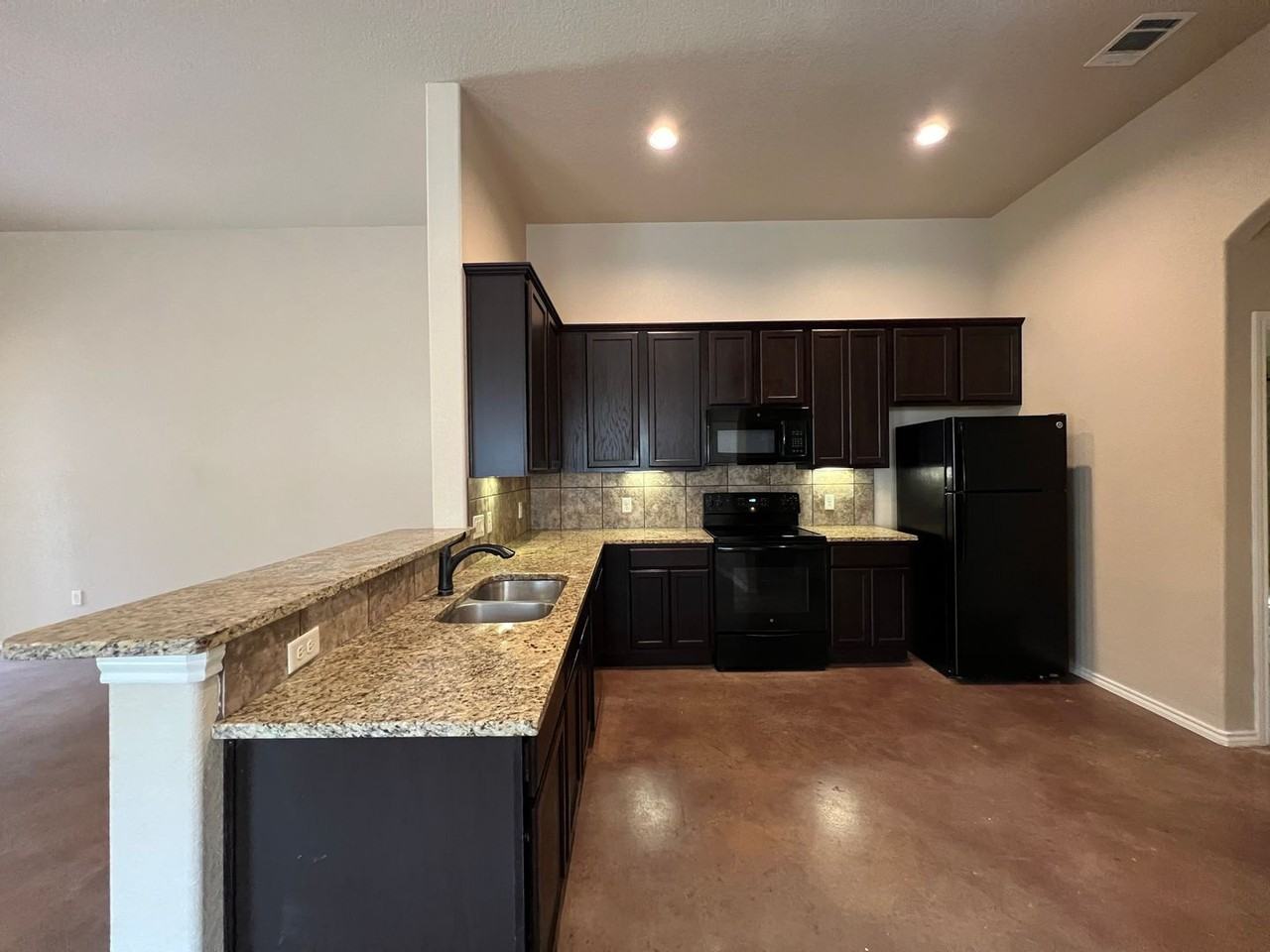 2595 Pahmeyer Rd - Photo 5 of 21