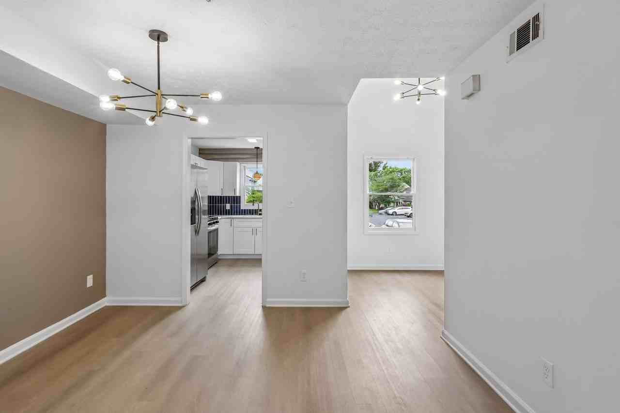2280 Wellington Cir - Photo 7 of 21