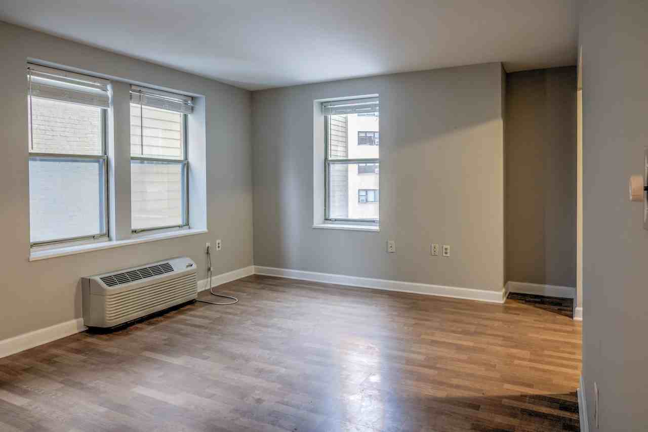 2440 16th St Nw #204 - Photo 6 of 18