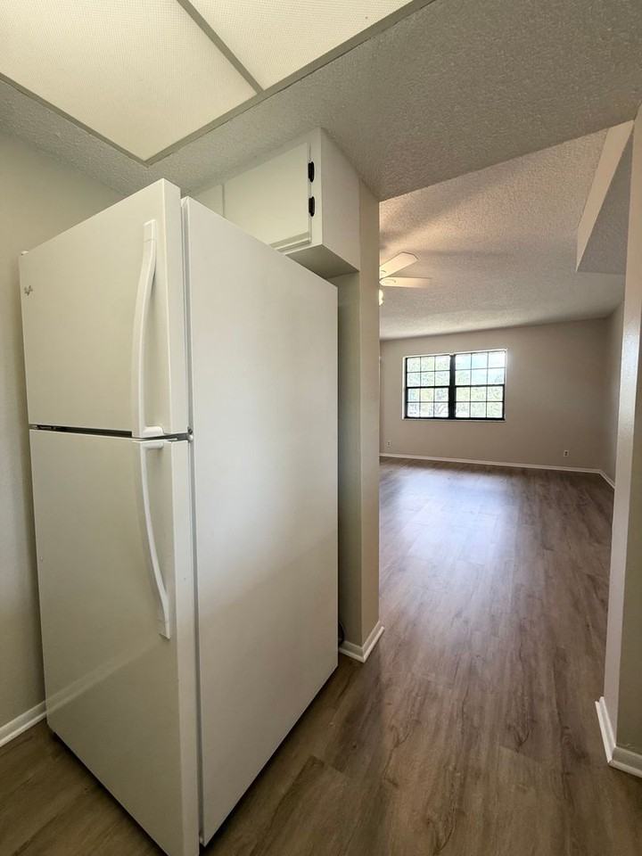 19505 Quesada Ave - Photo 6 of 19