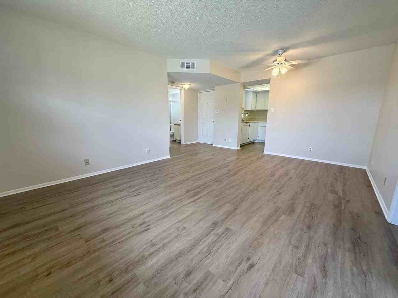19505 Quesada Ave - Photo 7 of 19