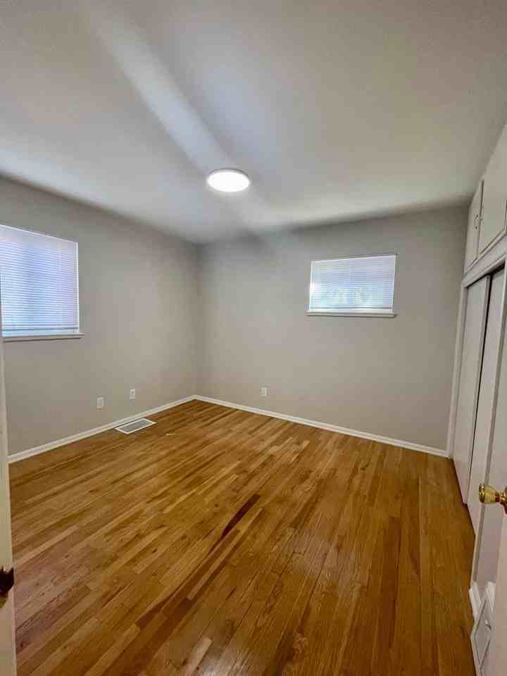 4726 E Utah Pl - Photo 7 of 23