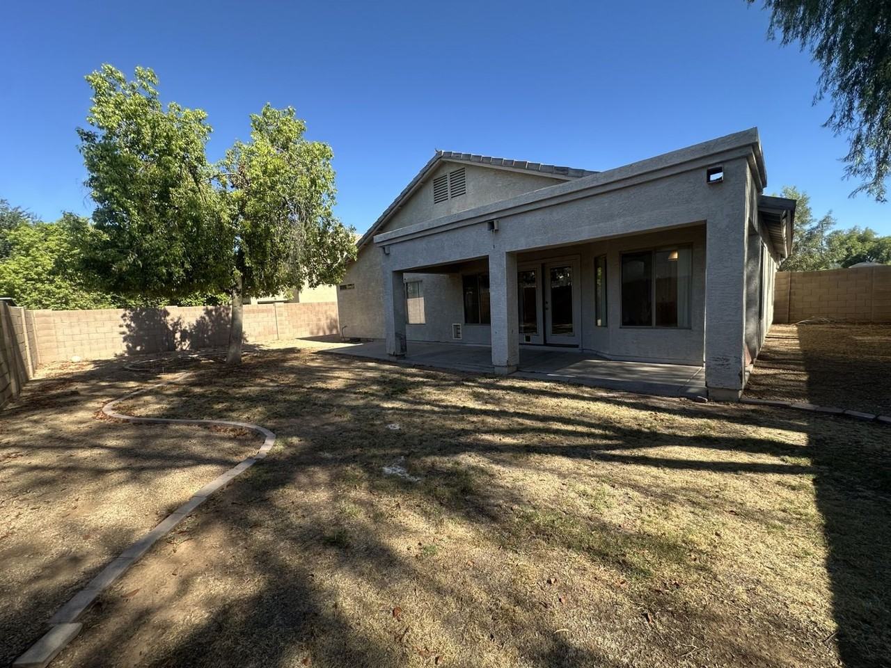 3285 E Ford Ave - Photo 3 of 33