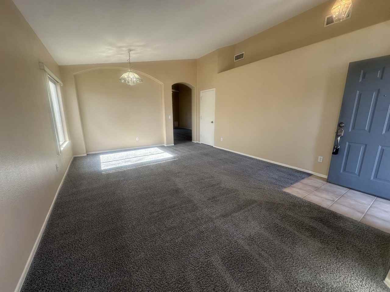 3285 E Ford Ave - Photo 5 of 33